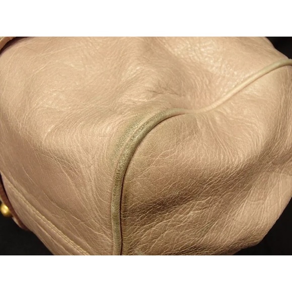 ✨HP✨AUTH MIUMIU PINK Pale Bow Vitello Lux Leather Bag M - Picture 6 of 12